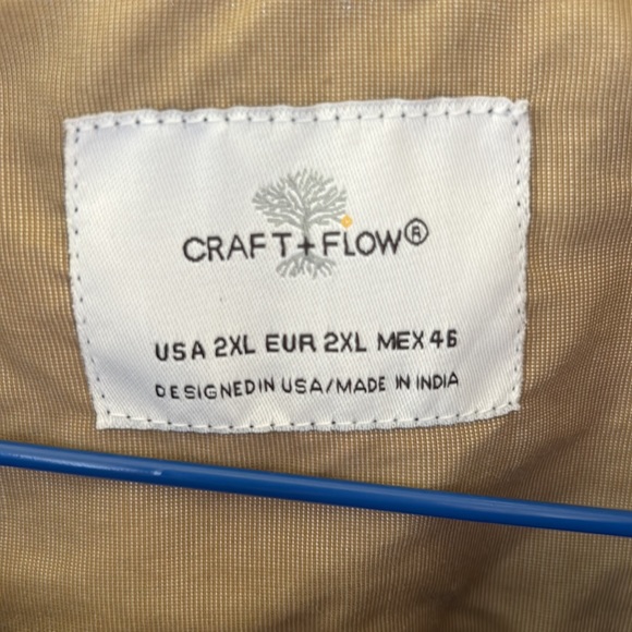 Craft + Flow Men’s Button Up - Picture 2 of 3